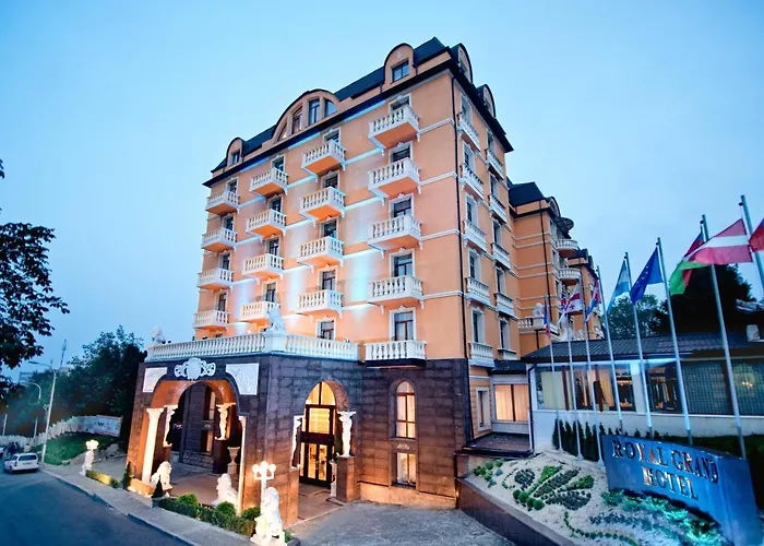 Royal Hotel And Spa Geneva Трускавець